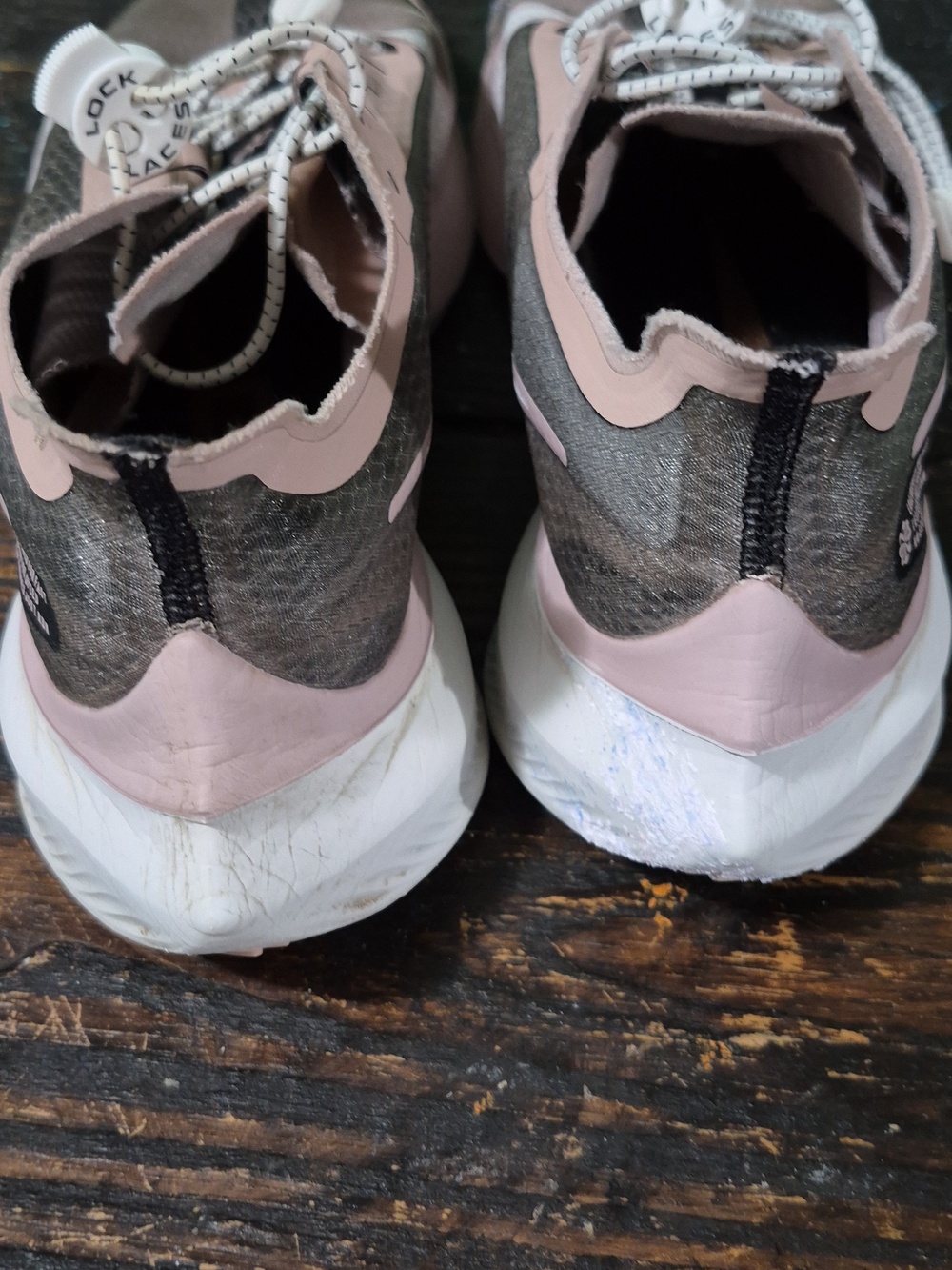 Nike Women’s Pink and Gray Zoom Running Sneakers - Picture 4 of 7